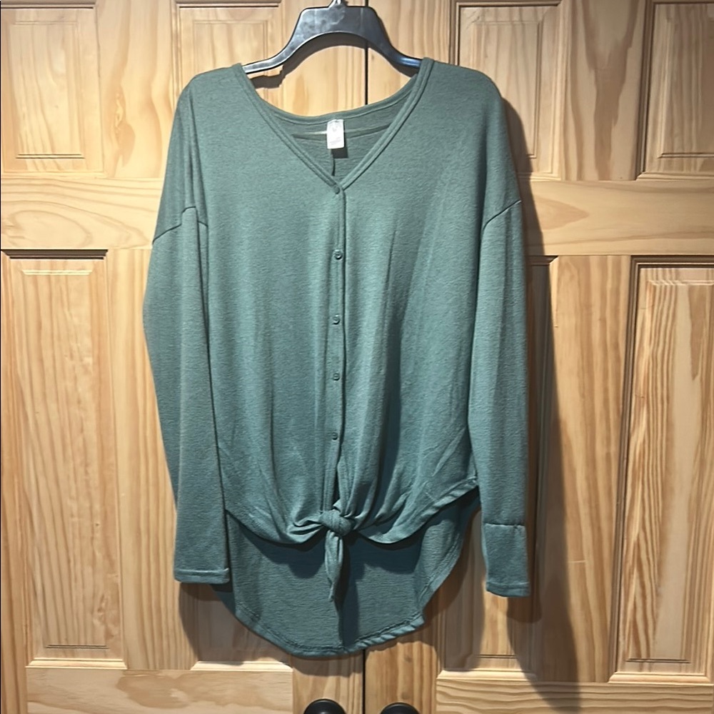 Chic Green Button-Down Shirt